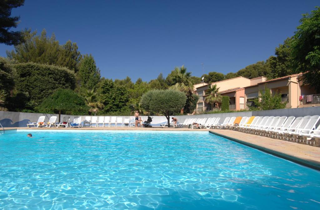 Residence Odalys Le Vallon Du Roy Sanary-sur-Mer Habitación foto